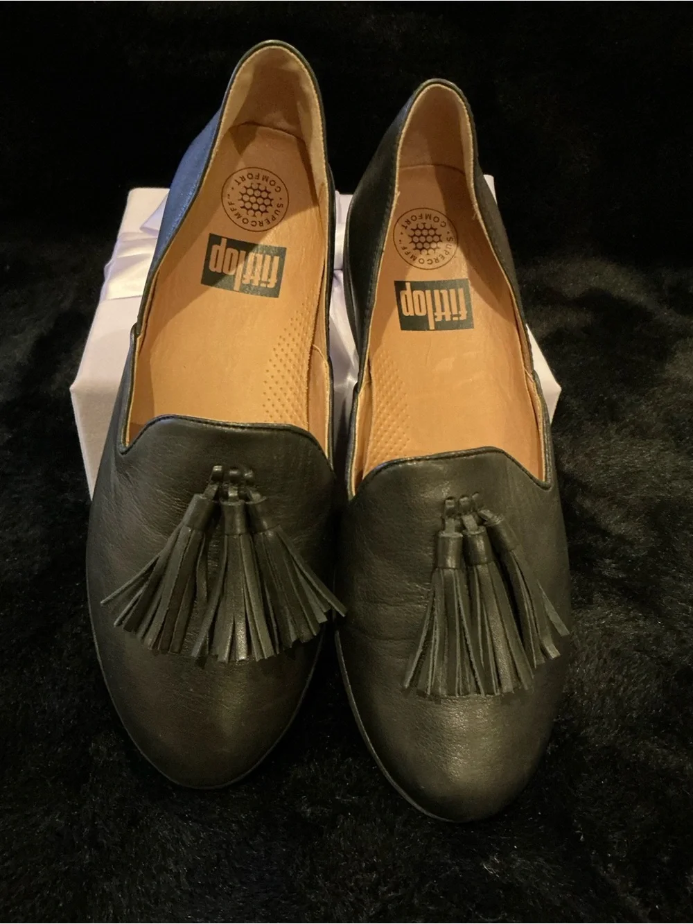 Fitflop Black Tassel Slip-On Loafers Size 6.5